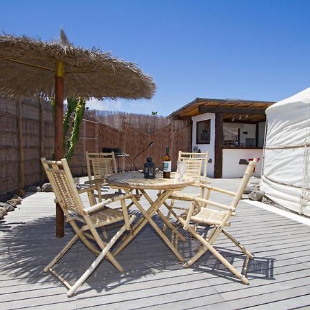 Finca De Arrieta Village - Yurts And Stone Cottages - Shared Pool - Walking Distance To Arrieta Beach - Eco Friendly Tabayesco Ngoại thất bức ảnh