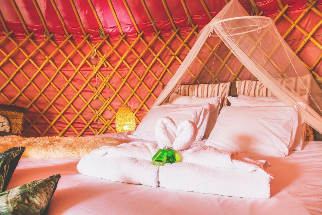 Finca De Arrieta Village - Yurts And Stone Cottages - Shared Pool - Walking Distance To Arrieta Beach - Eco Friendly Tabayesco Ngoại thất bức ảnh