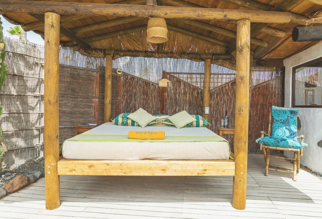 Finca De Arrieta Village - Yurts And Stone Cottages - Shared Pool - Walking Distance To Arrieta Beach - Eco Friendly Tabayesco Ngoại thất bức ảnh