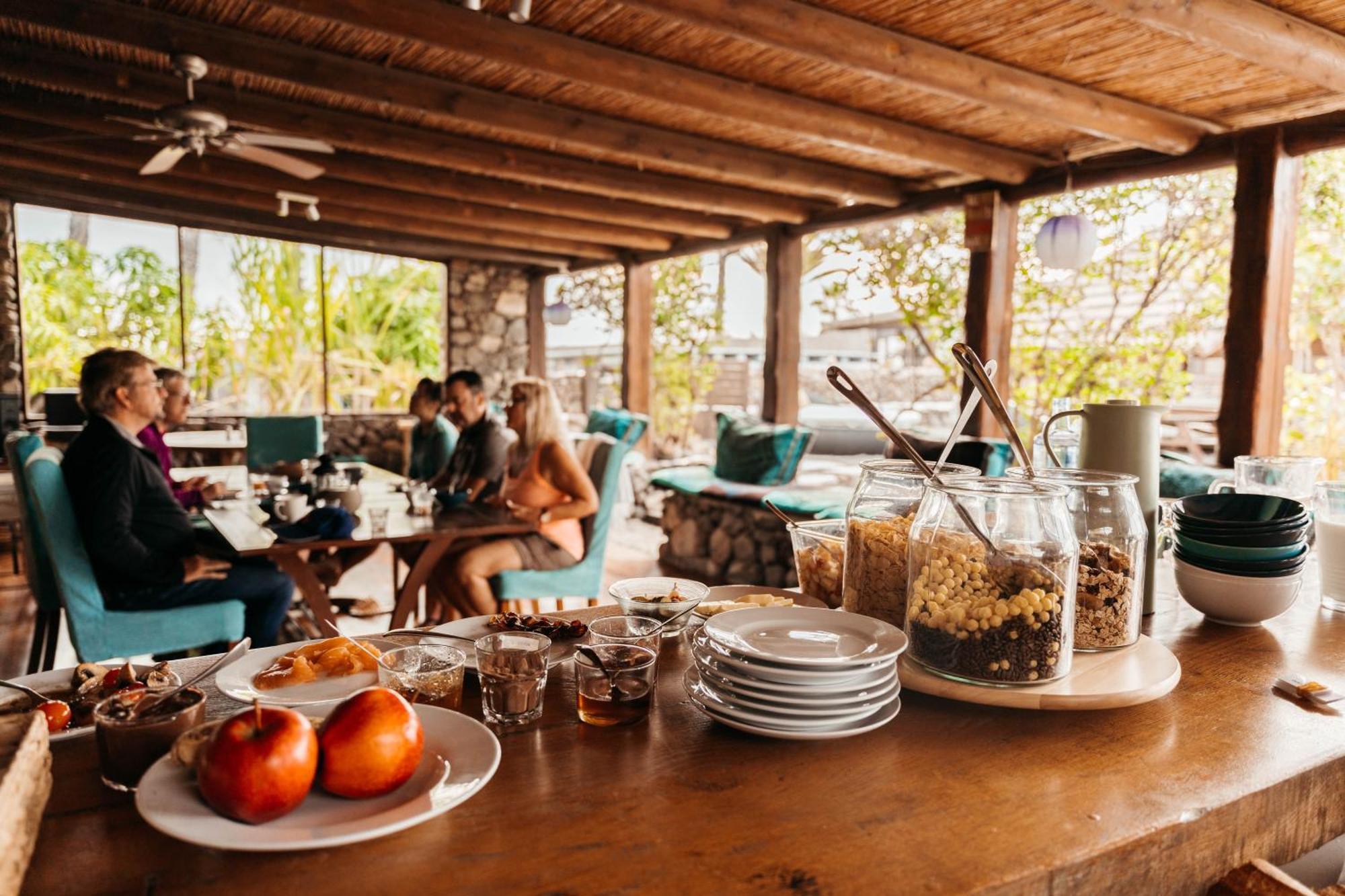 Finca De Arrieta Village - Yurts And Stone Cottages - Shared Pool - Walking Distance To Arrieta Beach - Eco Friendly Tabayesco Ngoại thất bức ảnh