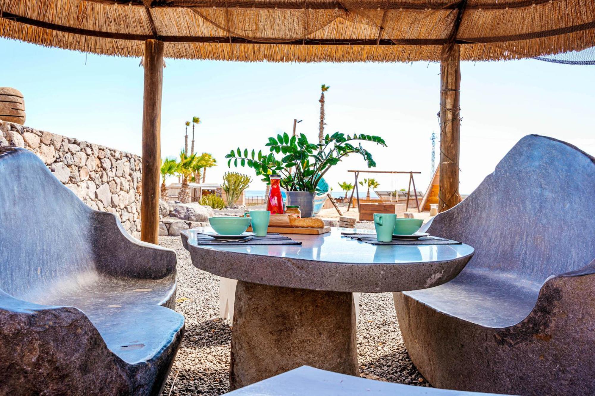 Finca De Arrieta Village - Yurts And Stone Cottages - Shared Pool - Walking Distance To Arrieta Beach - Eco Friendly Tabayesco Ngoại thất bức ảnh
