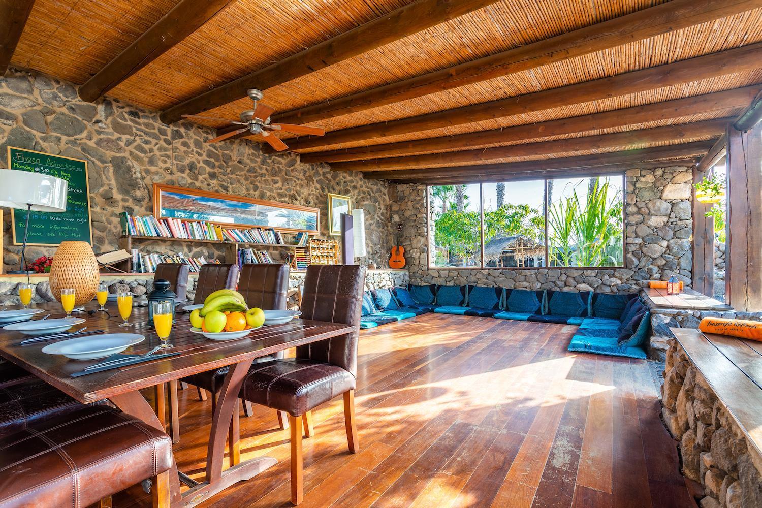 Finca De Arrieta Village - Yurts And Stone Cottages - Shared Pool - Walking Distance To Arrieta Beach - Eco Friendly Tabayesco Ngoại thất bức ảnh