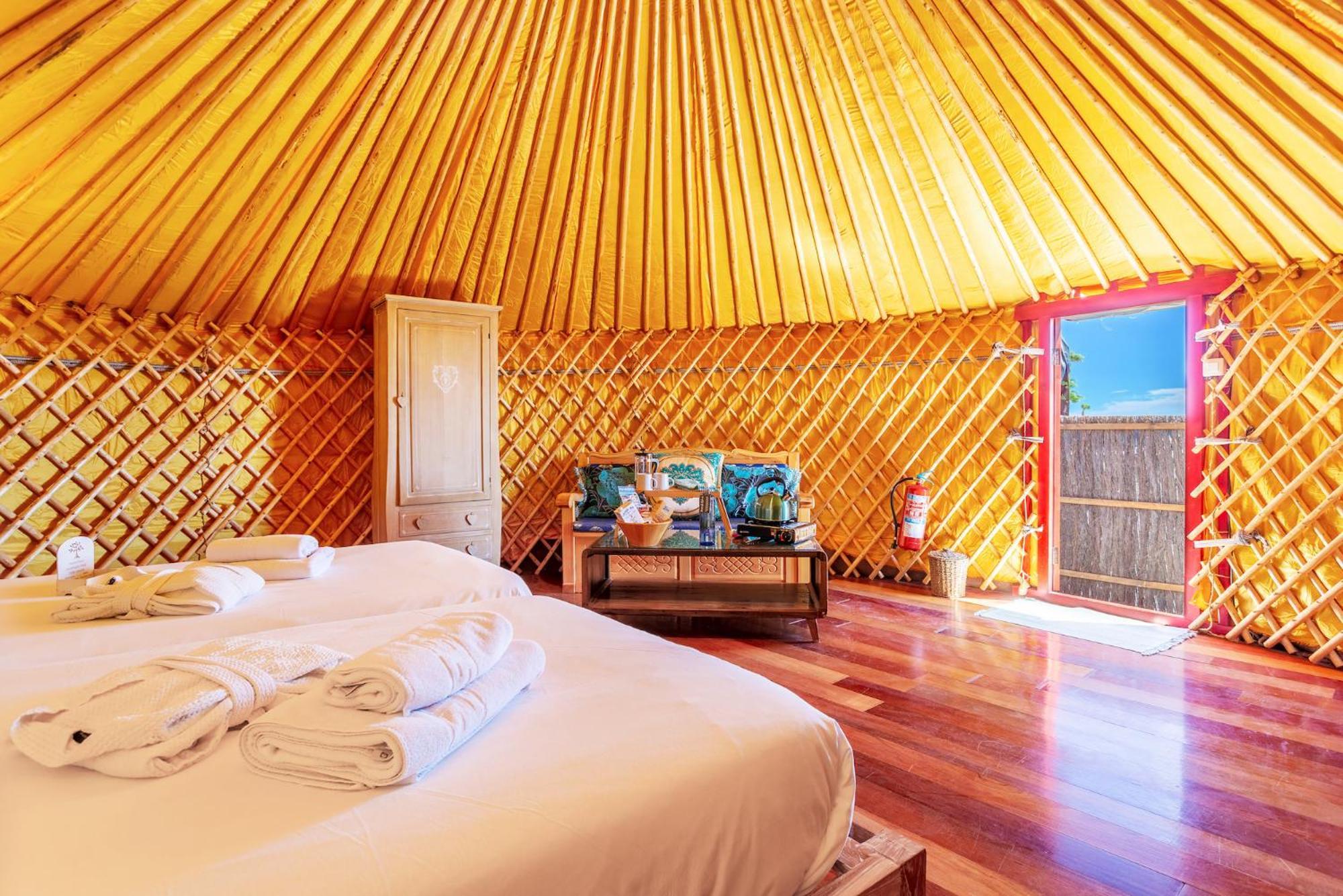 Finca De Arrieta Village - Yurts And Stone Cottages - Shared Pool - Walking Distance To Arrieta Beach - Eco Friendly Tabayesco Ngoại thất bức ảnh