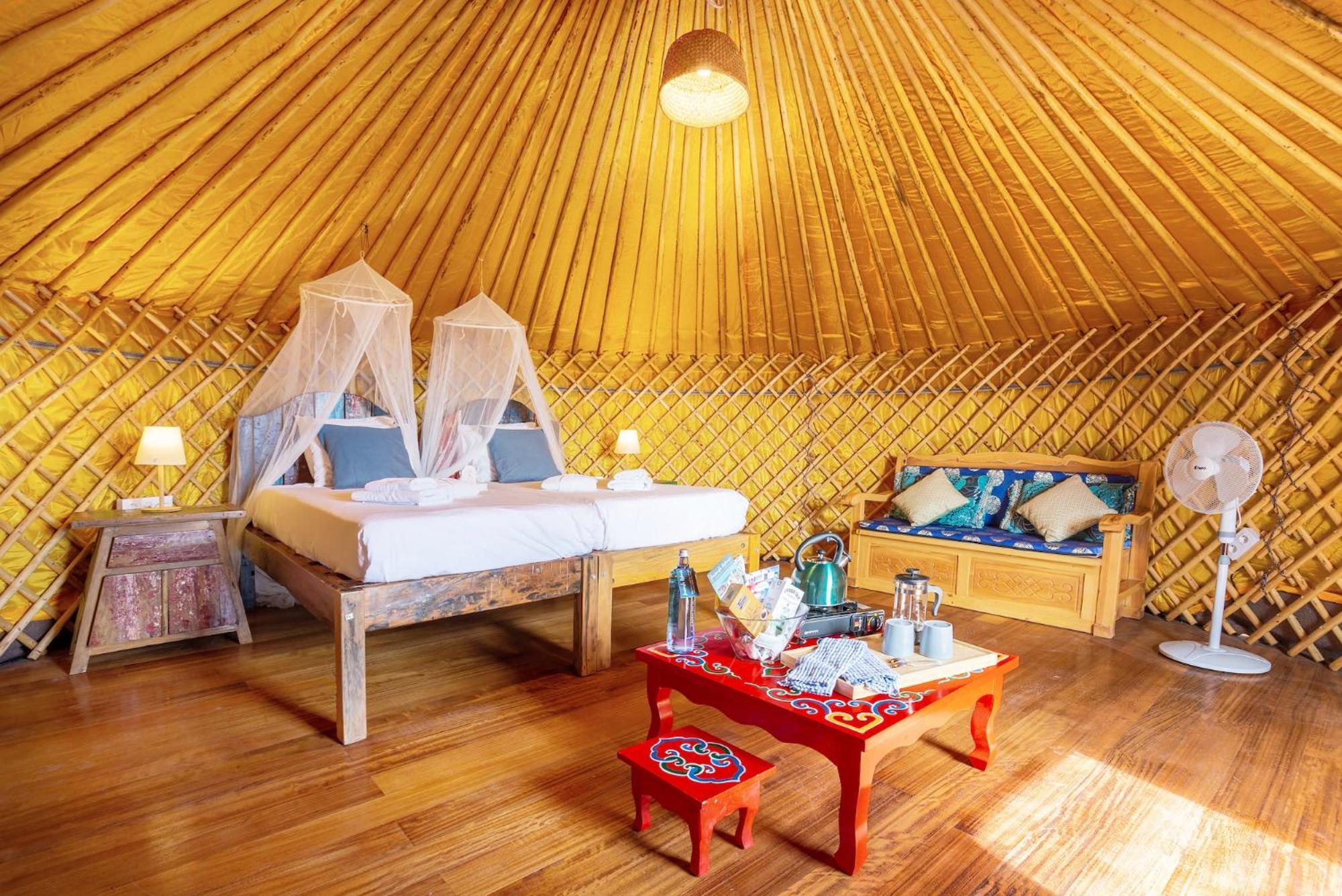 Finca De Arrieta Village - Yurts And Stone Cottages - Shared Pool - Walking Distance To Arrieta Beach - Eco Friendly Tabayesco Ngoại thất bức ảnh